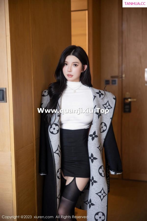   [XiuRen]高清写真图 2023.03.10 No.6394 林珊珊 短裙美臀第8张图片